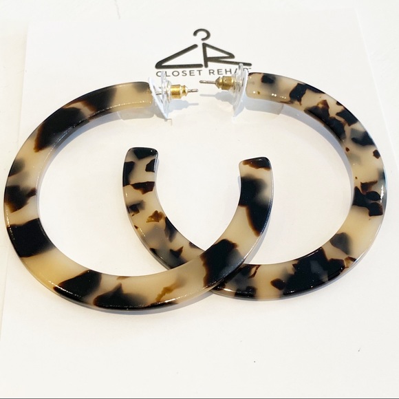 Oversized Hoops - Picture 5 of 7